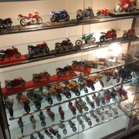 Lotto modellini moto