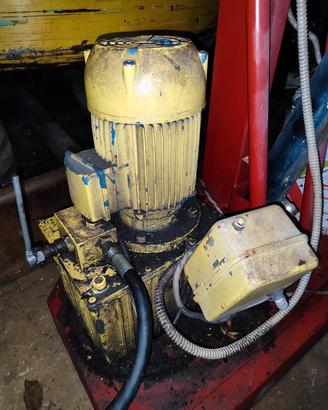Pompa elettro idraulica trifase per distributore 