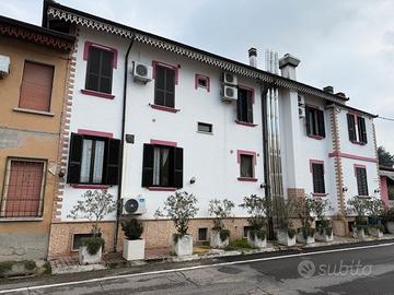 27R - AziendaSi - trattoria bar con camere