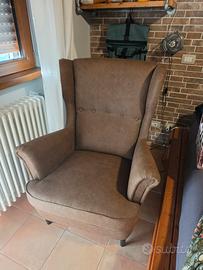 Strandmon poltrona Ikea  marrone