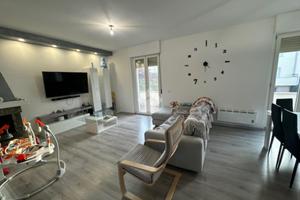 VILLA A SCHIERA A CANNARA