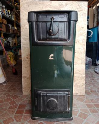 Stufa a legno marca Royal