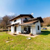 Villa a Vialfrè Via Circonvallazione 5 locali