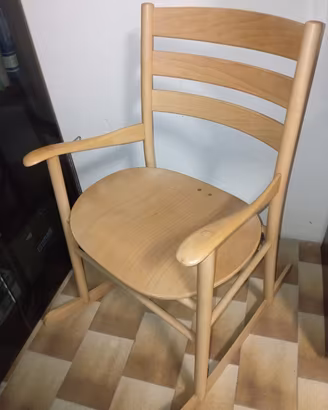 Sedia a Dondolo Vintage Design Legno