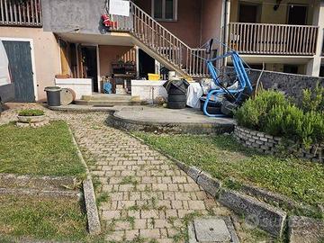 Immobile in asta di 139 m² con 4 locali e box auto
