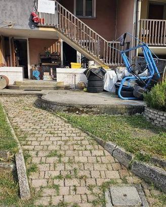 Immobile in asta di 139 m² con 4 locali e box auto