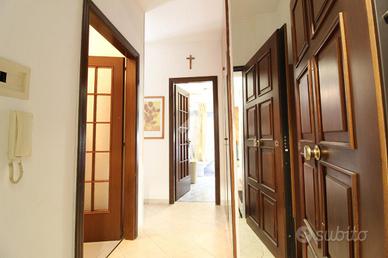 2 LOCALI A REGGIO DI CALABRIA