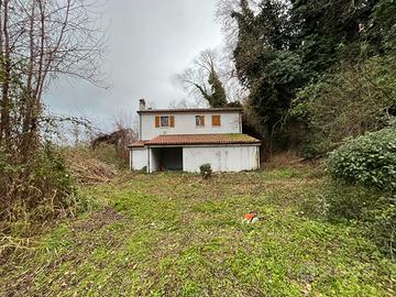 Rustico ristrutturato con terreno