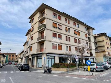 5 LOCALI A BORGO SAN LORENZO