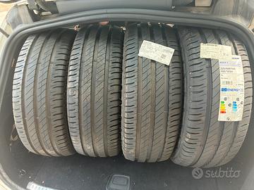 Gomme 225 60 r 16