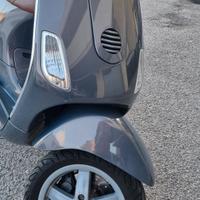 Piaggio vespa 125 Lxv