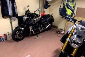Yamaha Vmax Carbon