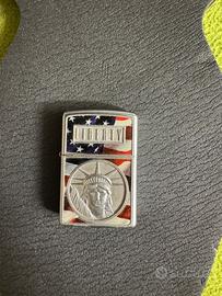 Accendino Zippo collezione anno 2006