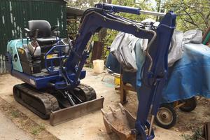 Mini escavatore Airman AX15