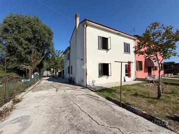 CASA INDIPENDENTE A ROVIGO