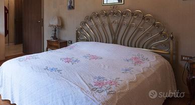 Letto matrimoniale anni 80 in ottone