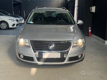 Volkswagen Passat 2.0 TDI DPF Var. Highline