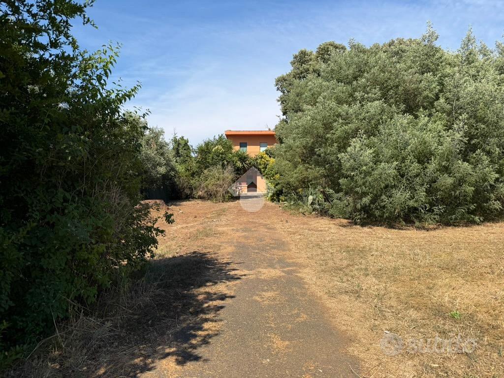 VILLA SINGOLA A MONTALTO DI CASTRO - Vista 2