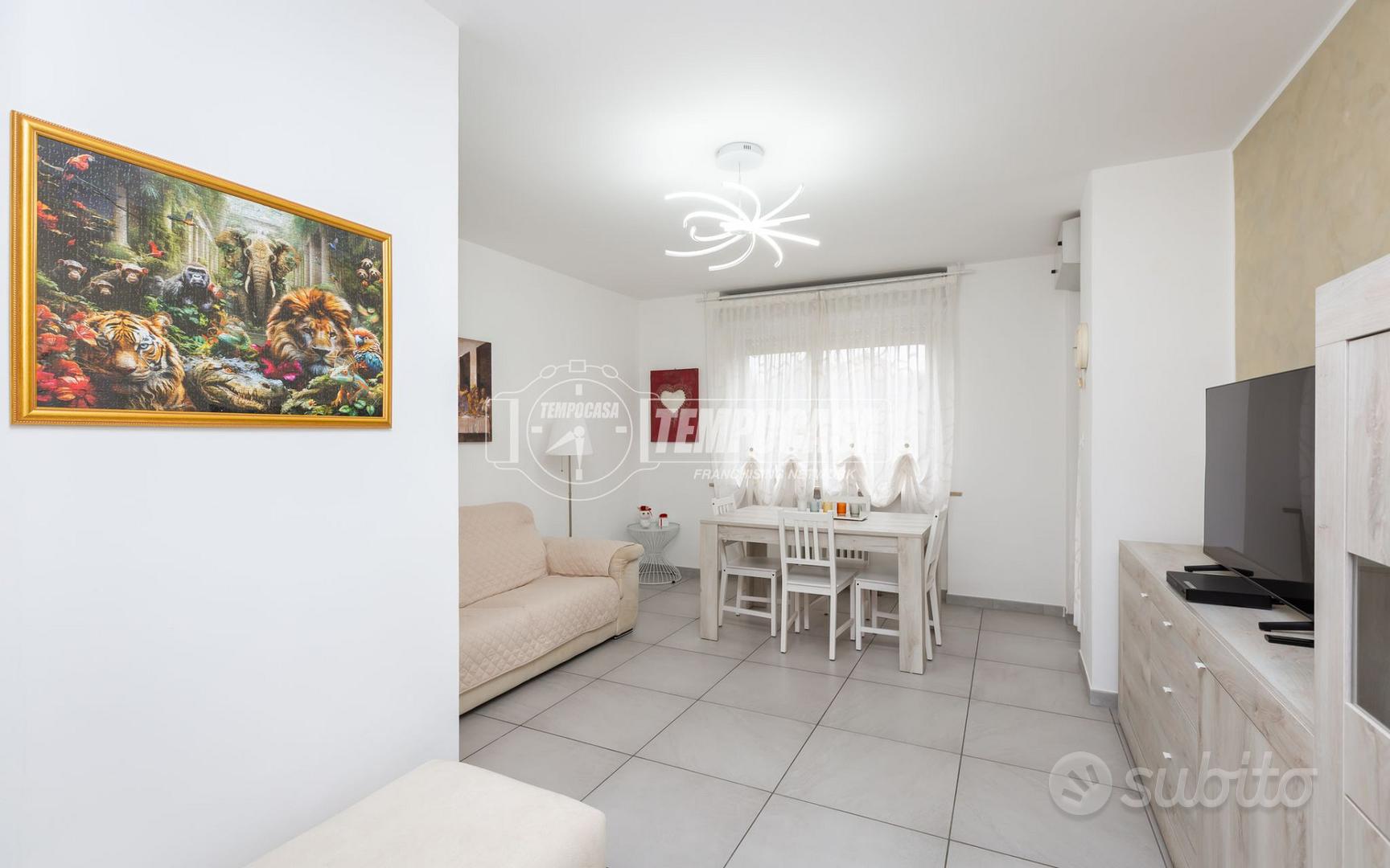 Apartment in Chieri, Torino - Vista 2