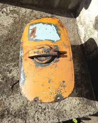 serbatoio per Vespa ganci esterni , anni 60/70/80