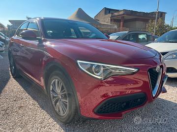 Alfa Romeo Stelvio 2.2 Turbodiesel 190 CV AT8 RWD 