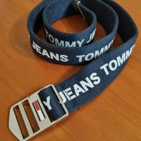 cintura blu con scritta bianca tommy hilfiger