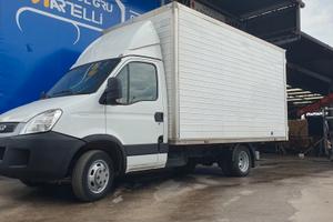 IvecoDAILY furgonato Modello 35/170 patente B/