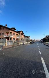 CINQUELOCALI, VIA ILARIA ALPI, PIANEZZA