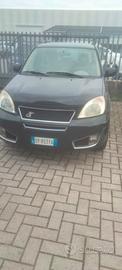 lvendesi auto DR  1600cc benzina  e GPL di serie 