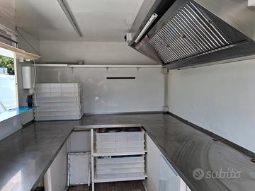 Roulotte streetfood (leggere tutto l'annuncio)