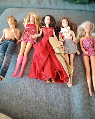 4 Barbie e. Ken della Mattel 