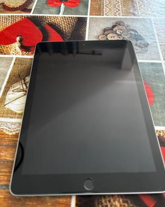 iPad 6gen 32gb WiFi Silver - buono stato