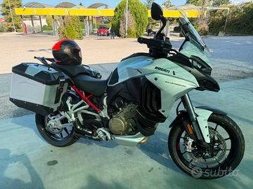 Ducati Multistrada V4S