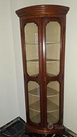 Vetrinetta angolare (cantonale)