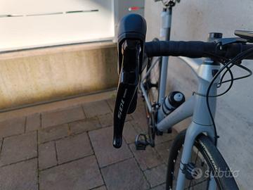 BICI CORSA TREK EMONDA ALR 5 DISC 105 12V
