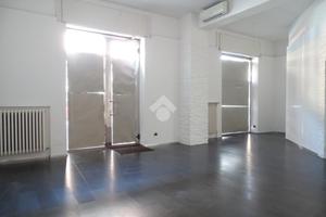 NEGOZIO A ALESSANDRIA