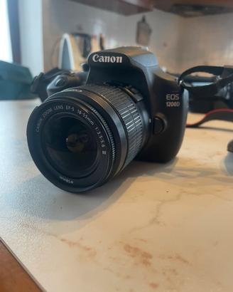 Macchina fotografica canon EOS 1200d
