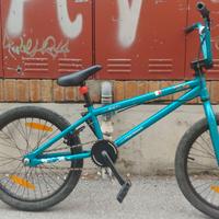 Bicicletta BMX