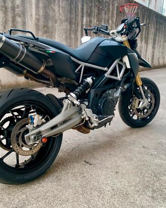 Aprilia Dorsoduro 750