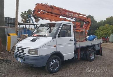 Piattaforma aerea benelli