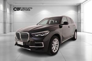 BMW X5 xdrive30d mhev 48V xLine auto