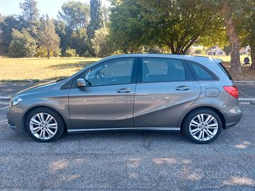 Mercedes-benz B 180 CDI BlueEFFICIENCY Executive