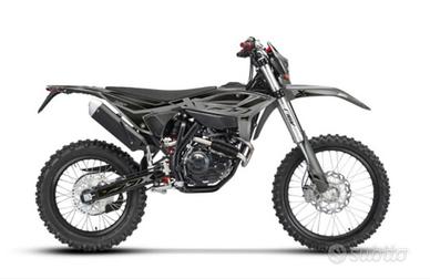 BetaRR 125 4T XSpecial Edition-Pari al nuovo 420km