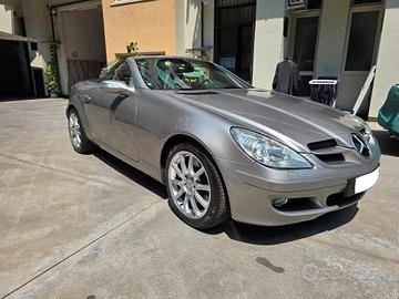 Mercedes-benz SLK 350 cat BOOK SERVICE/NAVI/XENON/