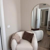 Poltrona boucle moderna