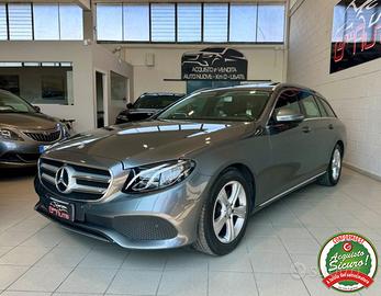 MERCEDES-BENZ E 220 d S.W. Auto Sport *TETTO*CAM