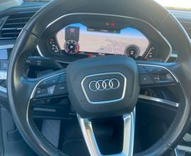 Audi Q3 2.0 TDI 150 CV Sport