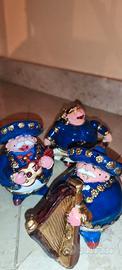 Set completo di 3 statuine Mariachi messicani.
