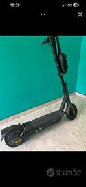 Monopattino Ninenbot g2 max