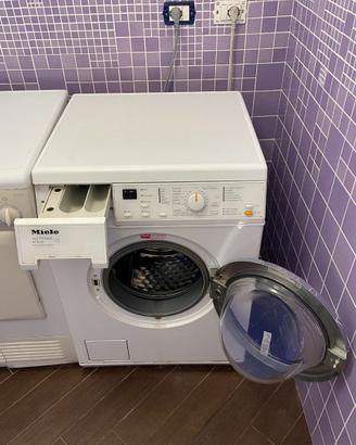 LAVATRICE MIELE SOFTRONIC W 3205 in perfetto stato